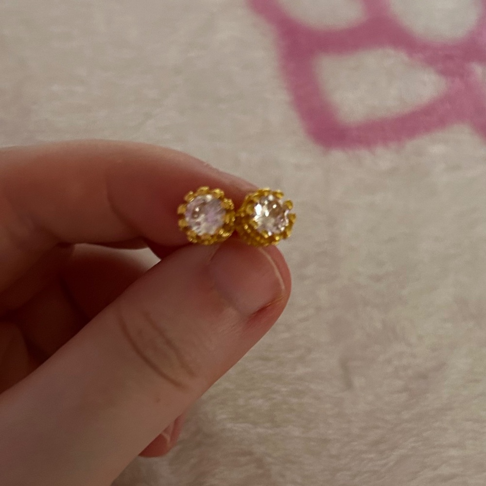Princess crown diamond earrings